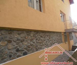 INCHIRIEZ APARTAMENT 3 CAMERE,    ZONA CALEA POPLACII