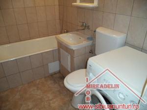 INCHIRIEZ APARTAMENT 2 CAMERE,  48 MP,  VASILE AARON