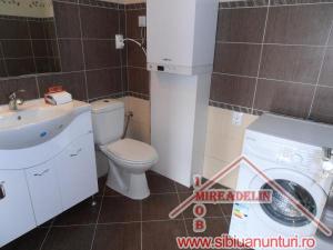 INCHIRIEZ VILA 5 CAMERE,  P+E,  ZONA TREI STEJARI