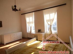 INCHIRIEZ APARTAMENT 2 CAMERE,   LA CASA,   CENTRAL