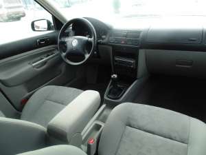 Vand Vw Bora berlina 1.9 TDI 90 CP ALH 2950 E neg.