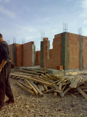 ECHIPA CONSTRUCTII CASE LA ROSU