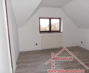 INCHIRIEZ SPATIU BIROURI ,  16 mp,  ZONA CALEA DUMBRAVII