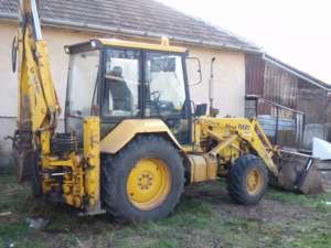 BULDOEXCAVATOR Massey Ferguson 50HX  / tel: 0758-853582 /