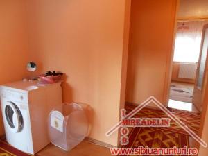INCHIRIEZ APARTAMENT 2 CAMERE,  60 MP,  TEREZIAN