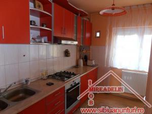 INCHIRIEZ APARTAMENT 2 CAMERE,  60 MP,  TEREZIAN