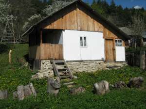 Casa batraneasca tip camping