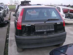 Dezmembrez Fiat Punto 1.2i