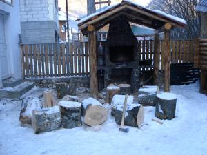 Vand/schimb cabana cu apartament