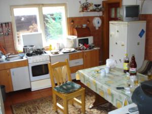 Vand/schimb cabana cu apartament