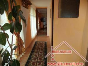 VAND CASA 11 CAMERE,  COMPLEX ALBA IULIA