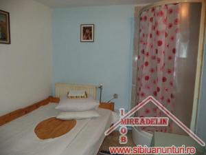 VAND CASA 11 CAMERE,  COMPLEX ALBA IULIA