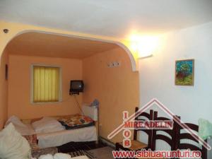 VAND CASA 11 CAMERE,  COMPLEX ALBA IULIA