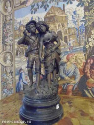 STATUETA ANTIMONIU 2 PERSONAJE 250 euros