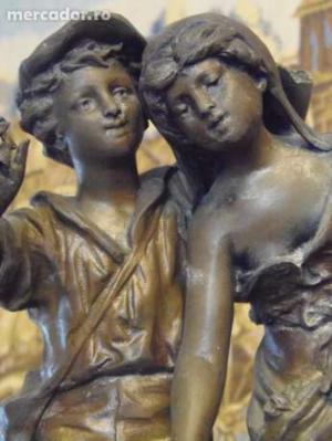 STATUETA ANTIMONIU 2 PERSONAJE 250 euros
