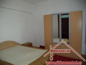 INCHIRIEZ APARTAMENT 2 CAMERE,  94 mp,  STRAND II