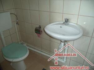INCHIRIEZ APARTAMENT 2 CAMERE,  94 mp,  STRAND II