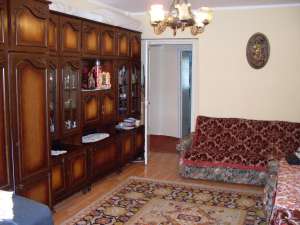 Vand apartament decomandat in Navodari