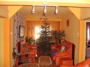 Vand apartament sau schimb cu casa