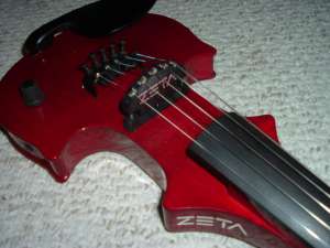 Vand VIOARA ZETA 5 corzi impecabila, recent adusa din USA midi capable + acte
