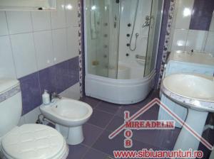 INCHIRIEZ APARTAMENT 2 CAMERE,  150 mp,  STRAND
