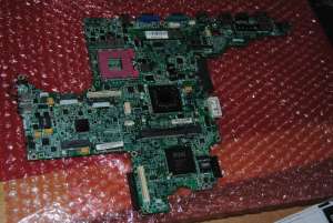 Placa de baza defecta Dell Latitude D830