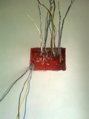 Montaj lampi cu senzor,    tablouri electrice