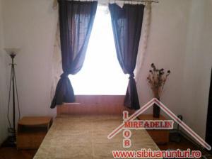 INCHIRIEZ APARTAMENT LA CASA,    3 CAMERE,    CENTRAL