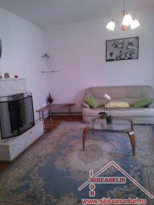 INCHIRIEZ APARTAMENT LA CASA,    3 CAMERE,    CENTRAL