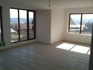 Particular - Vand casa in Valenii de Munte 240mp construiti si 550mp teren