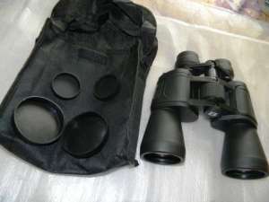 Binoclu Bushnell,          poroprism bak4,          cu zoom activ,        nou, 
