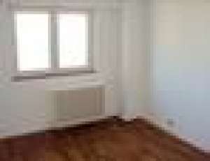 inchiriez 4 camere particular