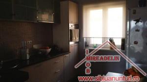 VAND APARTAMENT 3 CAMERE,    Str. DIMITRIE CANTEMIR