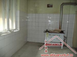 VAND APARTAMENT 2 CAMERE,   LA CASA,   58 mp,   CENTRAL