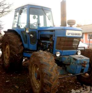 vand tractor ford tw10