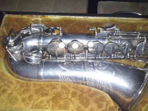 Vand saxofon superior Timis