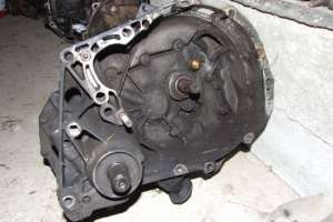 Cutie viteze Renault Clio Symbol 2