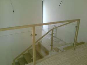 Balustrade cu sticla colorata si trasparenta!