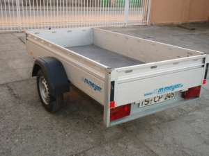 SEMIREMORCA auto Meyer 750kg  / tel: 0723-045296 /