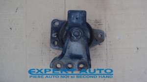 Suport motor Hyundai Trajet 2.0CRDI