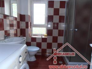 INCHIRIEZ APARTAMENT 3 CAMERE,  STEFAN CEL MARE