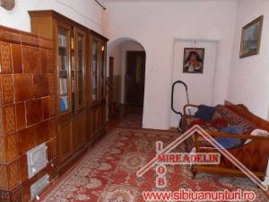 INCHIRIEZ APARTAMENT 3 CAMERE,  STEFAN CEL MARE