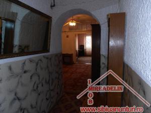 INCHIRIEZ APARTAMENT 3 CAMERE,  STEFAN CEL MARE