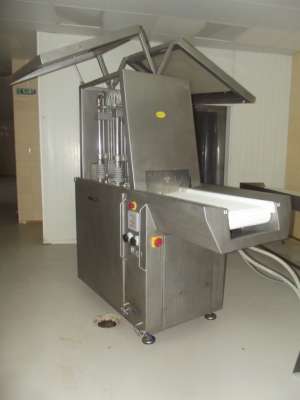 Masina de injectat KARPOVICZ NK-108D
