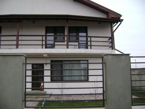 Vand casa vila duplex Balotesti Saftica