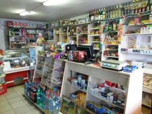 vanzare magazin alimentar