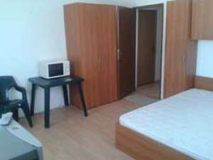 Inchiriez camere la curte conditi deosebite 100E/camera BUCURESTI
