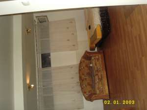 Proprietar vand apt 1 camera din 2007,     cartier Bulgaria,     demisol nou,     curat,     finisat