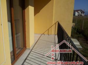 APARTAMENT DE VANZARE,   2 CAMERE,   loc. SELIMBAR