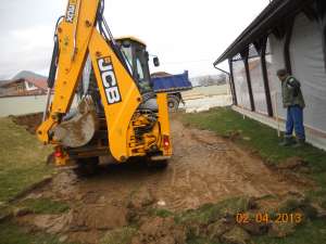 OFER SPRE INCHIRIERE BULDOEXCAVATOR JUD.BRASOV